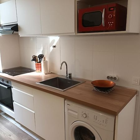 Appartement T2 Renove, Centre-Ville Hendaye, Proche Baie, Sans Ascenseur, Balcon, Calme, Wifi Non Inclus - Fr-1-239-850 Exterior foto