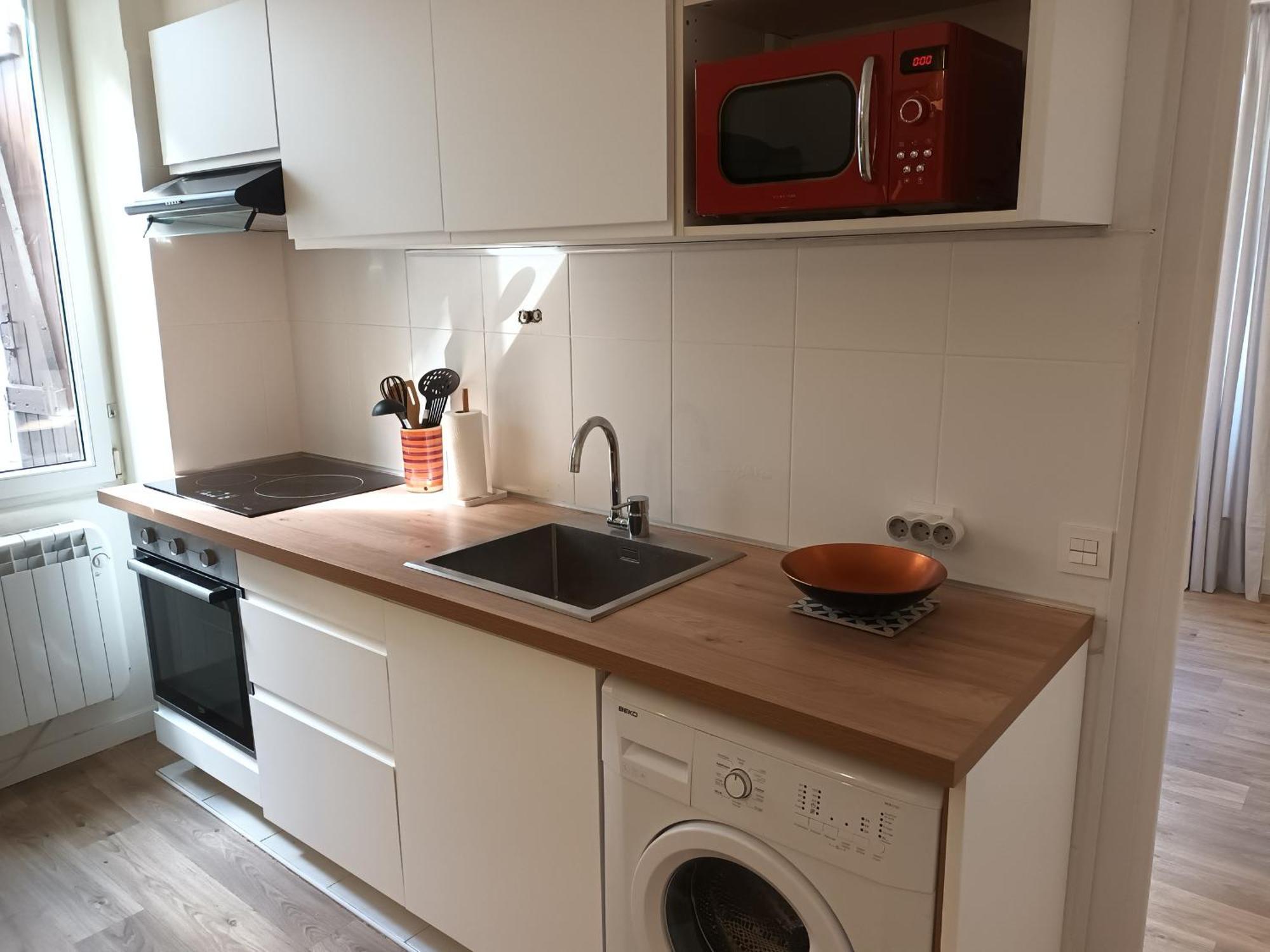 Appartement T2 Renove, Centre-Ville Hendaye, Proche Baie, Sans Ascenseur, Balcon, Calme, Wifi Non Inclus - Fr-1-239-850 Exterior foto